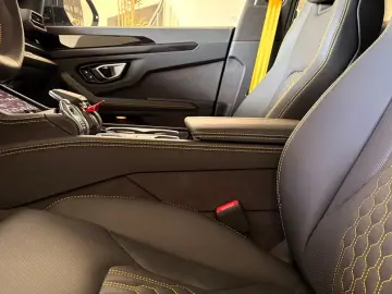 Lamborghini Urus SE-PROD.2026 B&O MASSAGE PANO 23  ANIMA