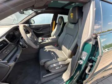 Lamborghini Urus SE FULL CARBON B&O MASSAGE PANO