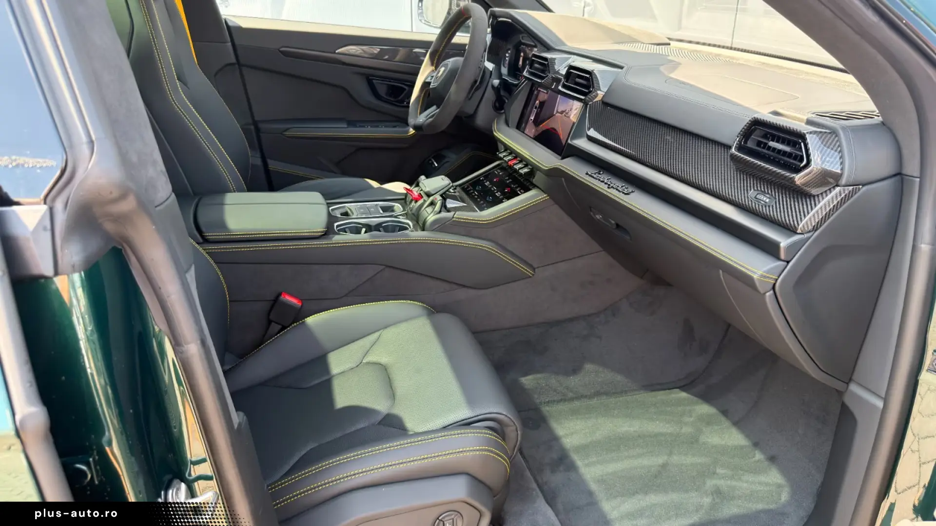 Lamborghini Urus SE FULL CARBON B&O MASSAGE PANO