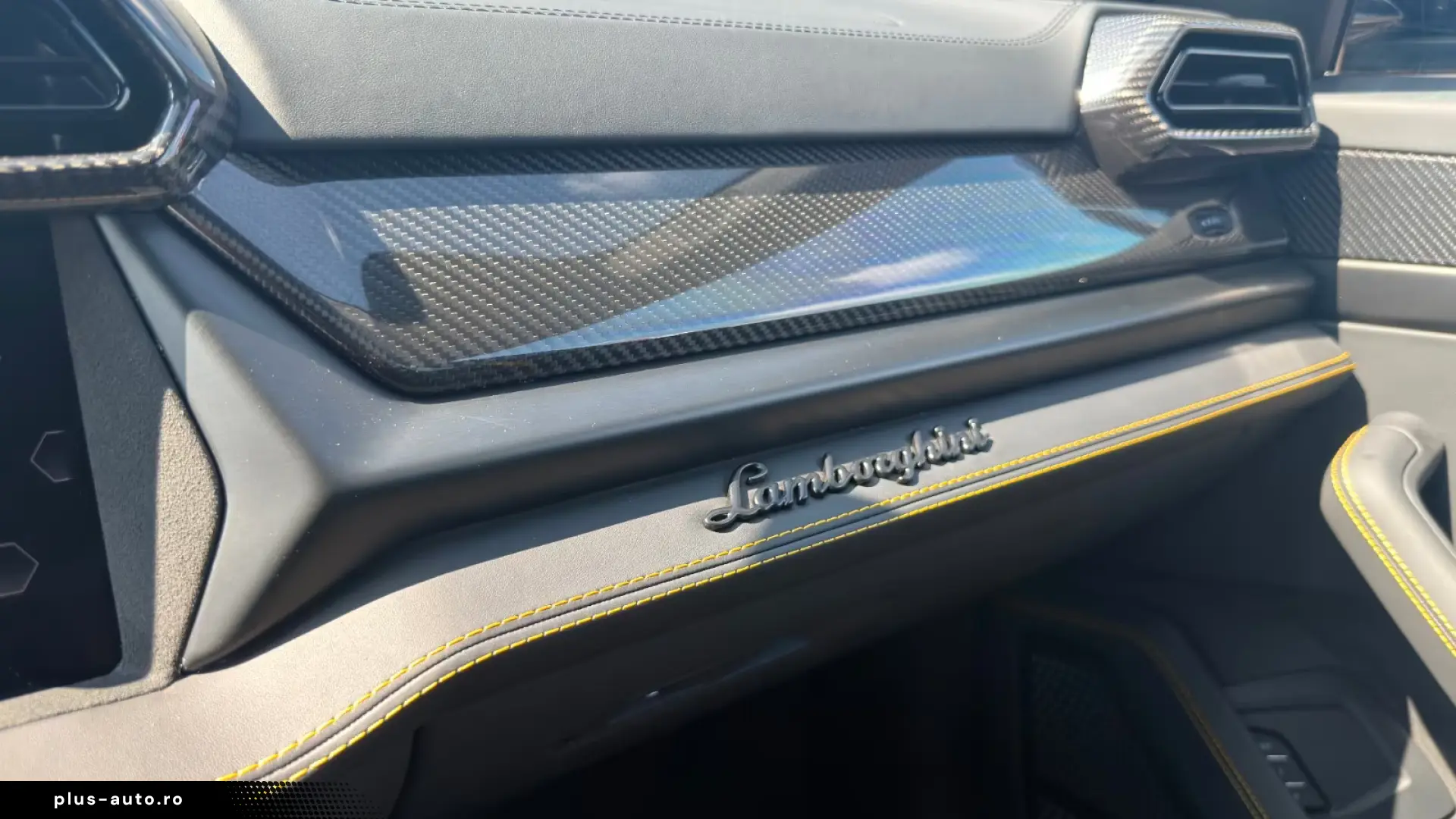 Lamborghini Urus SE FULL CARBON B&O MASSAGE PANO