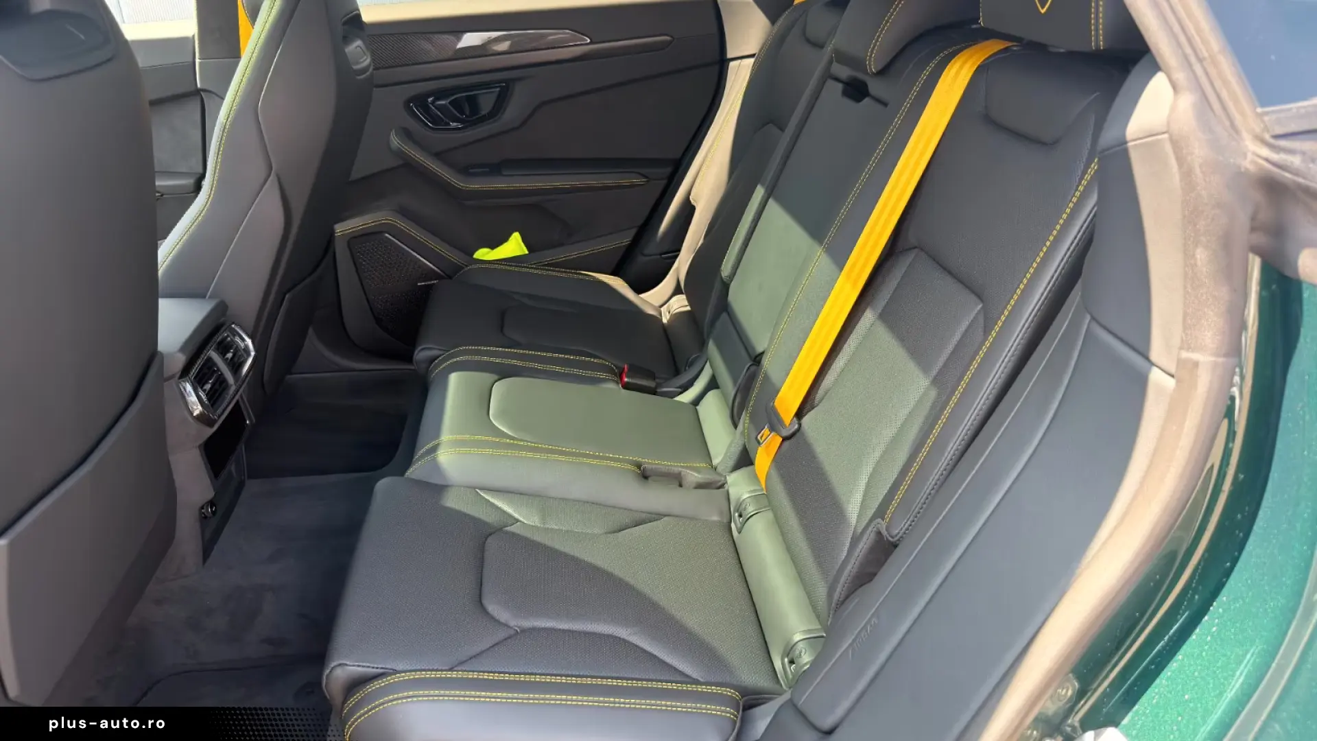 Lamborghini Urus SE FULL CARBON B&O MASSAGE PANO