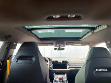 Lamborghini Urus SE FULL CARBON B&O MASSAGE PANO