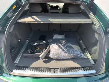 Lamborghini Urus SE FULL CARBON B&O MASSAGE PANO