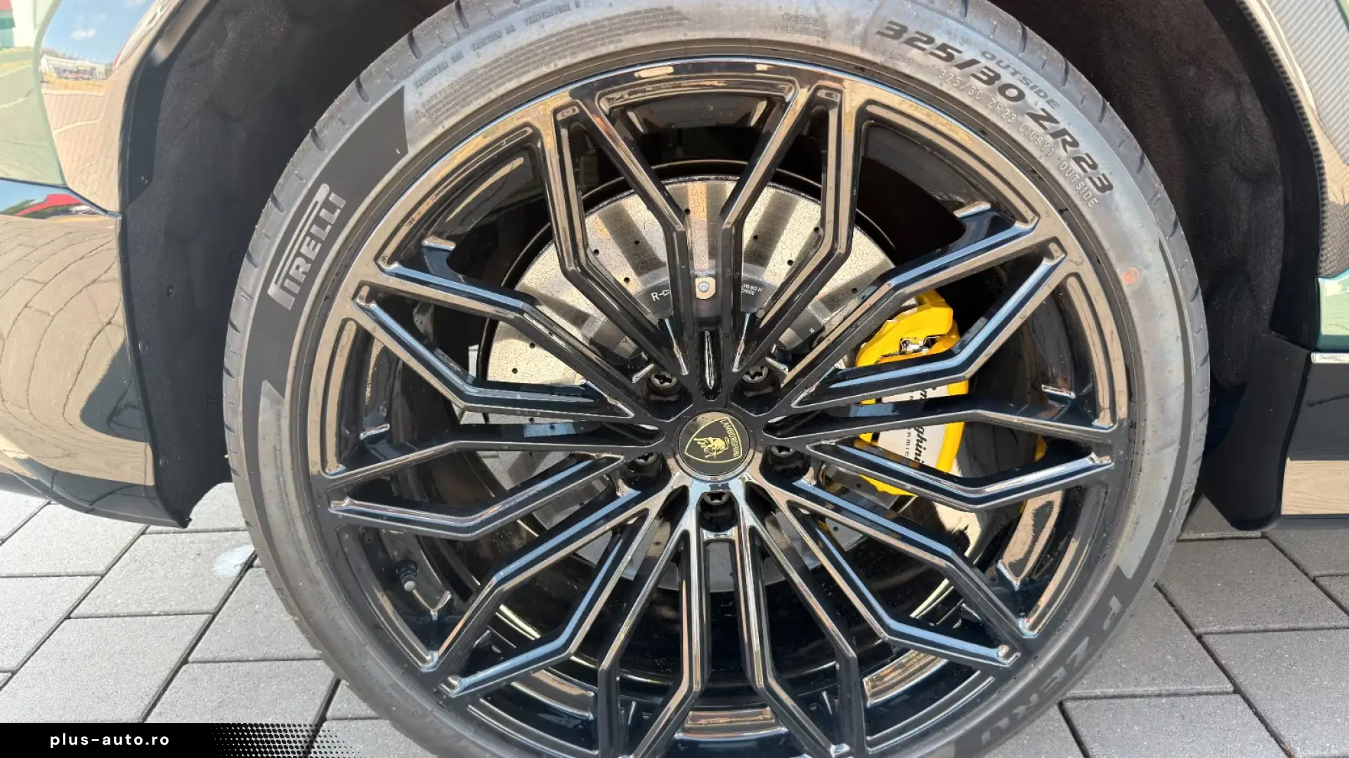 Lamborghini Urus SE FULL CARBON B&O MASSAGE PANO