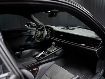 PORSCHE 911 GT3 RS - WEISSACH  PCCB