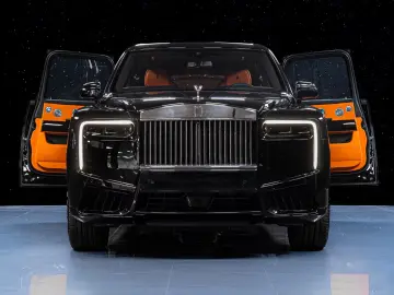 Rolls-Royce Cullinan Silver Badge - MY 2026
