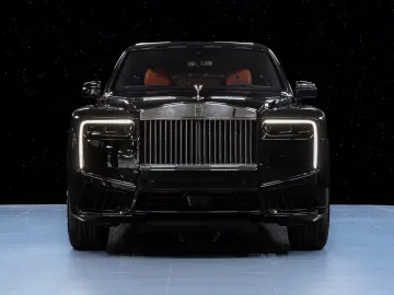 Rolls-Royce Cullinan Silver Badge - MY 2026