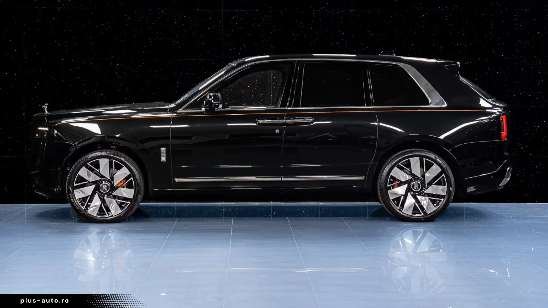 Rolls-Royce Cullinan Silver Badge - MY 2026