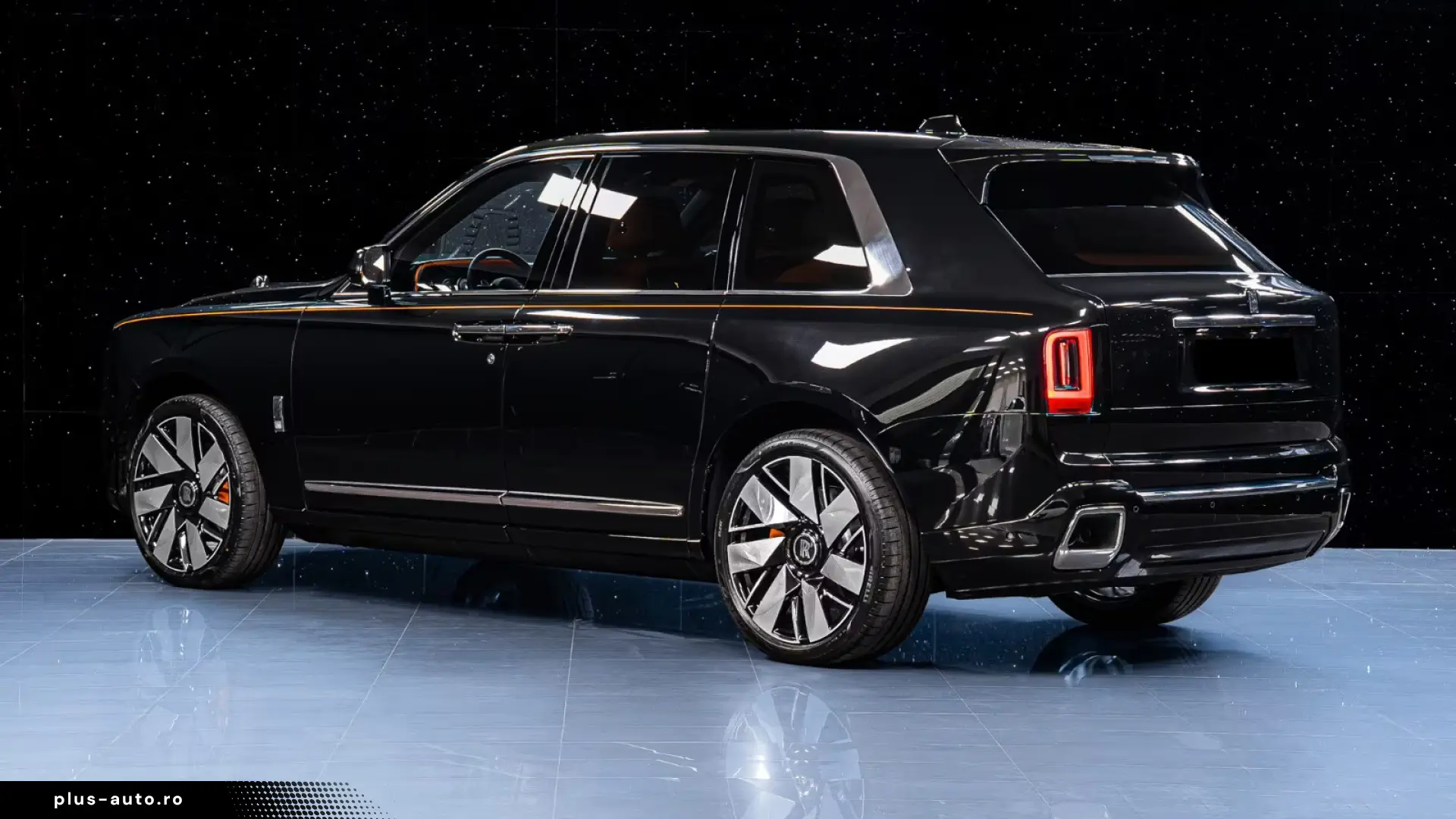 Rolls-Royce Cullinan Silver Badge - MY 2026
