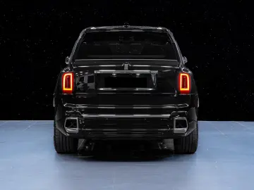 Rolls-Royce Cullinan Silver Badge - MY 2026