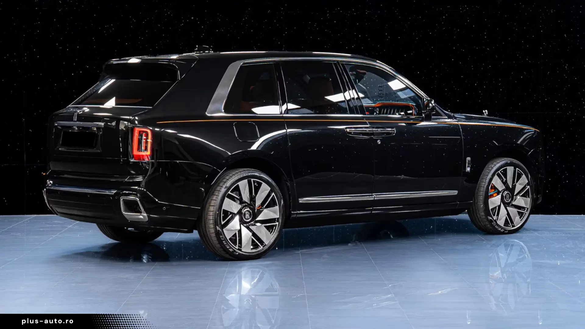 Rolls-Royce Cullinan Silver Badge - MY 2026