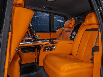 Rolls-Royce Cullinan Silver Badge - MY 2026