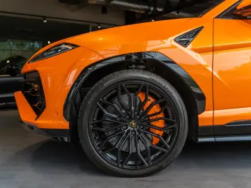 Lamborghini Urus 4.0 V8 PHEV SE   Arancio Borealls   B&O 3D