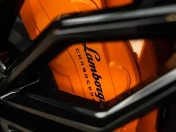 Lamborghini Urus 4.0 V8 PHEV SE   Arancio Borealls   B&O 3D