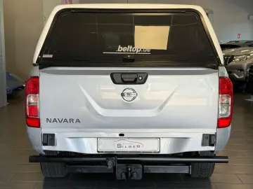 NISSAN Navara NP300 Visia Double Cab 4x4 Hardtop