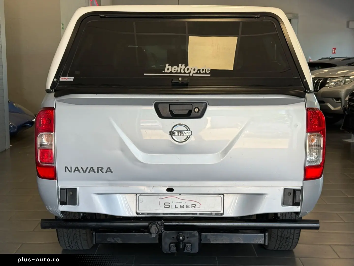 NISSAN Navara NP300 Visia Double Cab 4x4 Hardtop