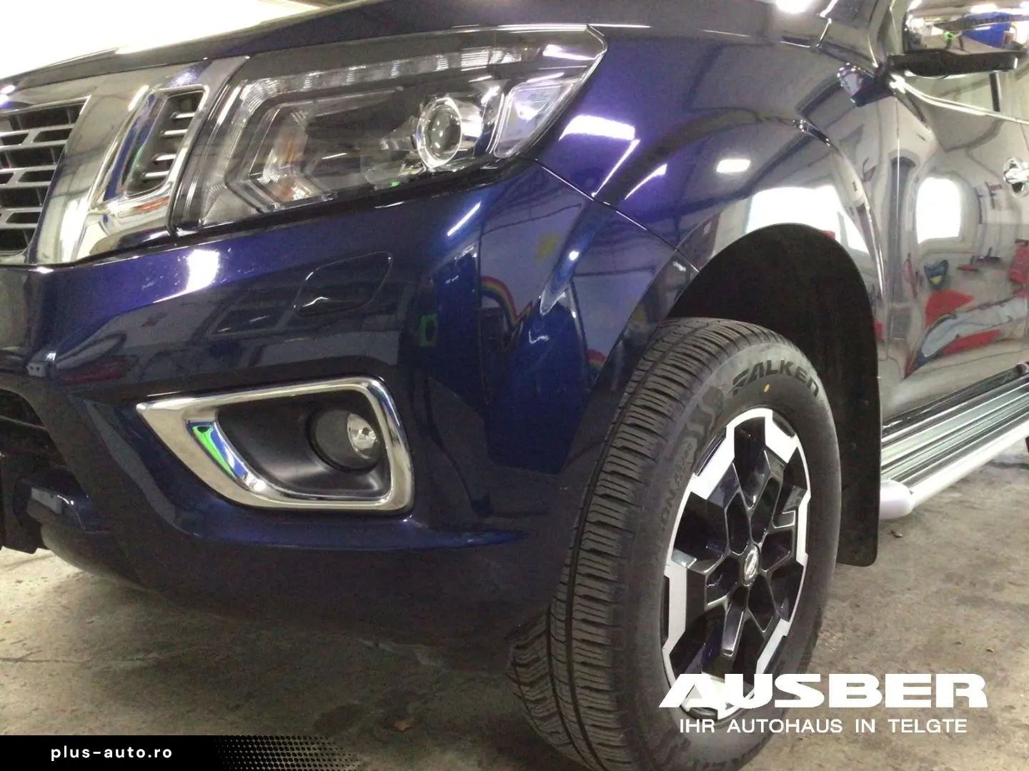 NISSAN Navara Tekna Double Cab 4x4 6MT