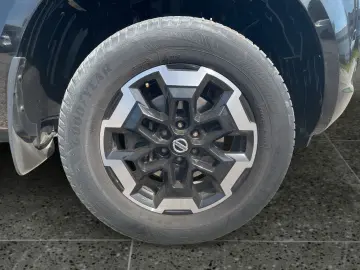 NISSAN Navara ACENTA 190 PS