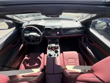 Lamborghini Urus 4.0 V8 SE Carbon&Carbon Night Vision PD26