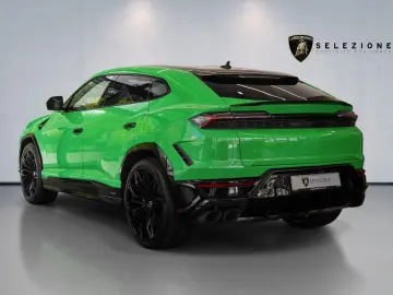 Lamborghini Urus 4.0 V8 PHEV SE
