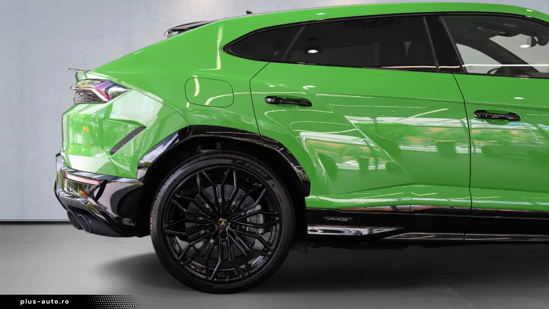 Lamborghini Urus 4.0 V8 PHEV SE