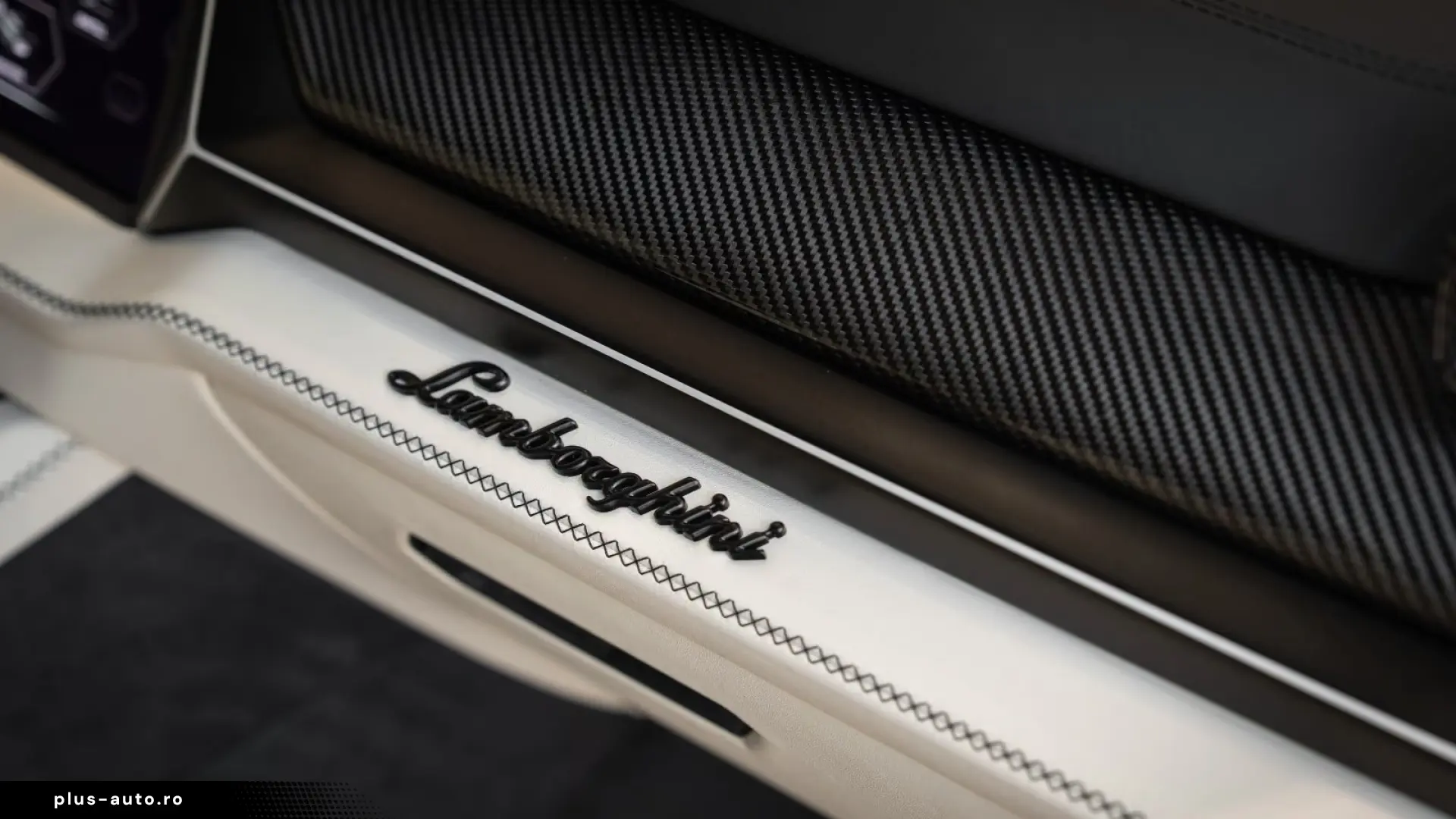 Lamborghini Urus 4.0 V8 PHEV SE