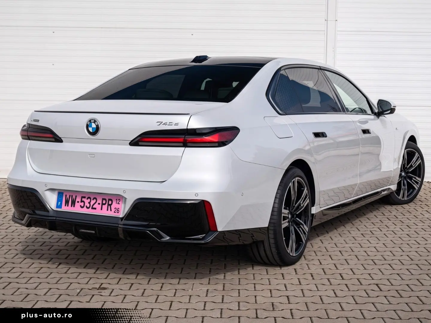 BMW 740d xDrive M Sport Pano 360 Soft-Close HUD