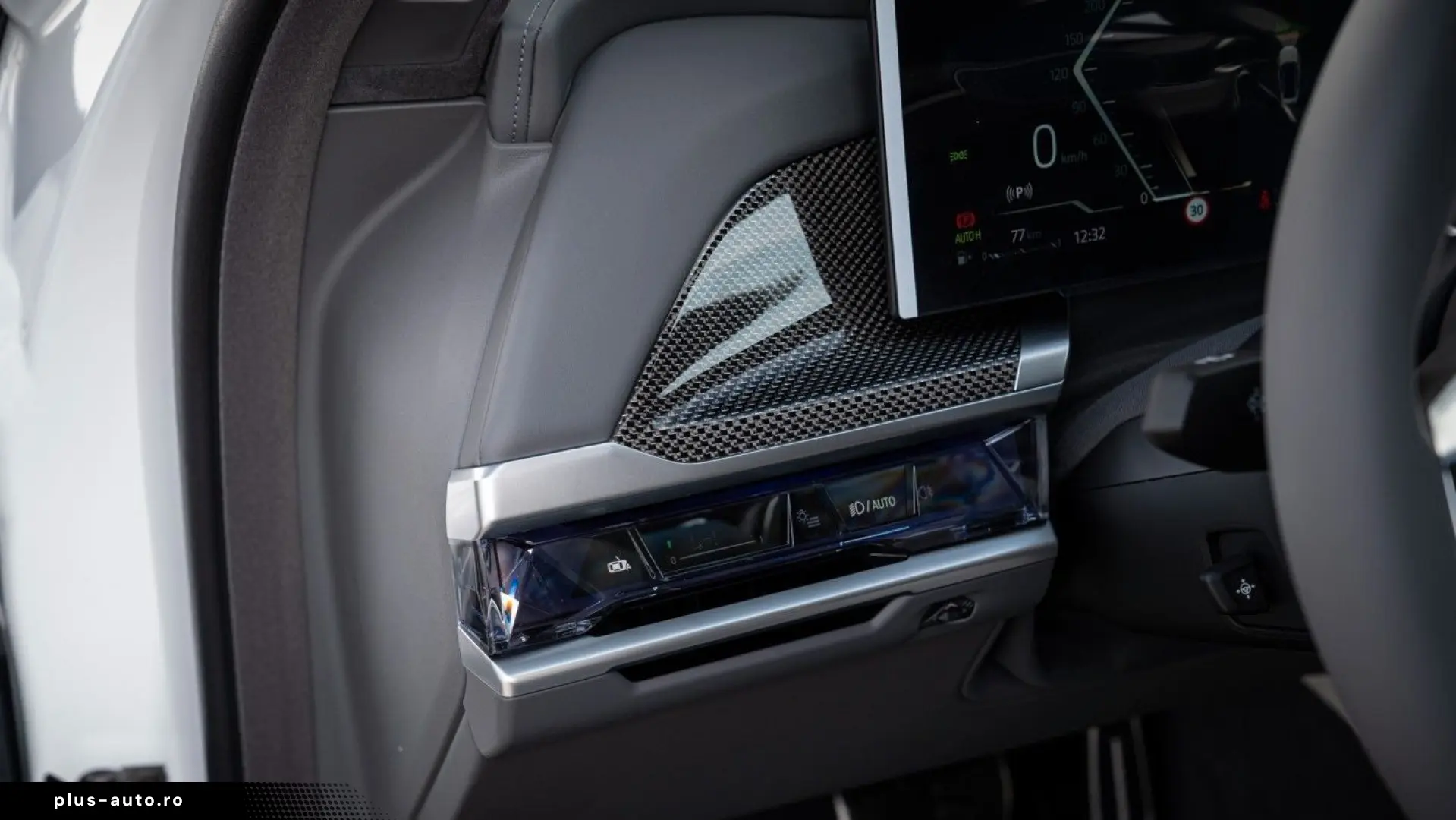 BMW 740d xDrive M Sport Pano 360 Soft-Close HUD