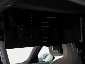 BMW 740d xDrive M Sport Pano 360 Soft-Close HUD