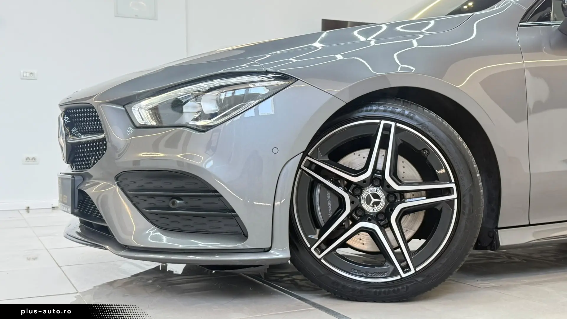 Mercedes-Benz CLA 200