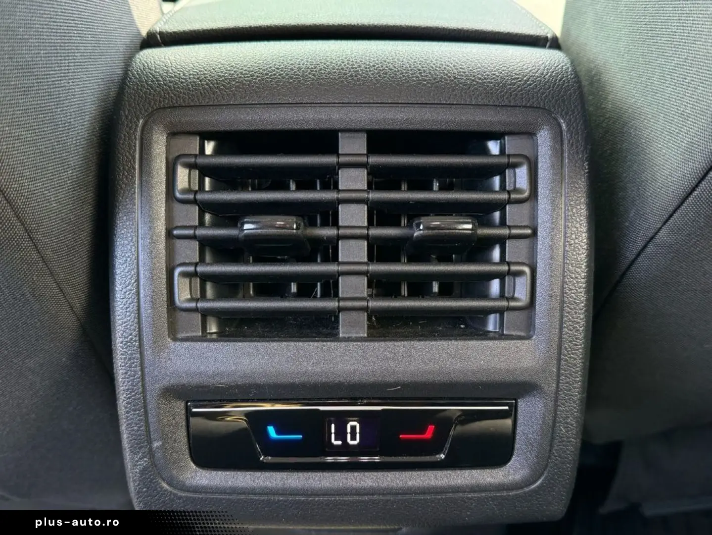 VOLKSWAGEN GOLF Style 2.0 TDI