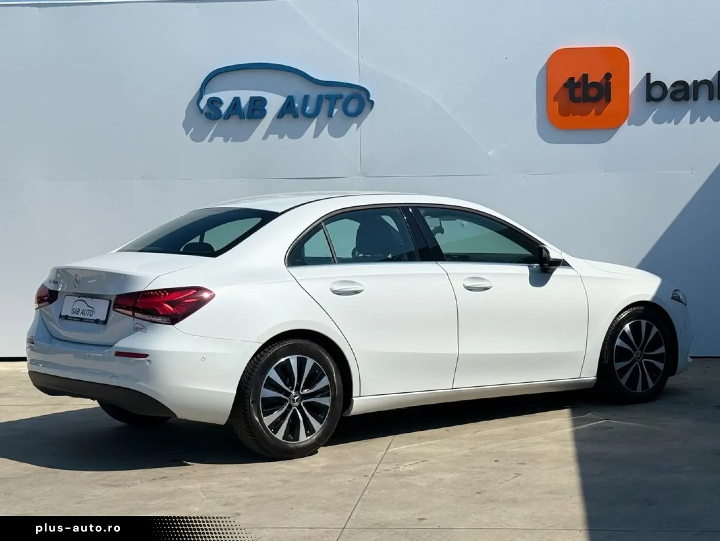 Mercedes-Benz A-200