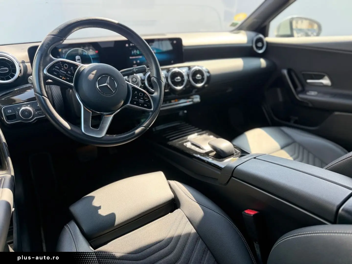 Mercedes-Benz A-200