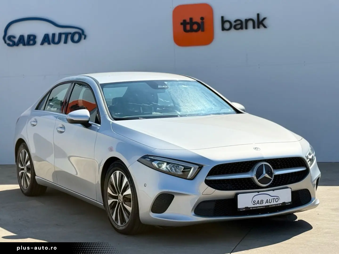 Mercedes-Benz A-200