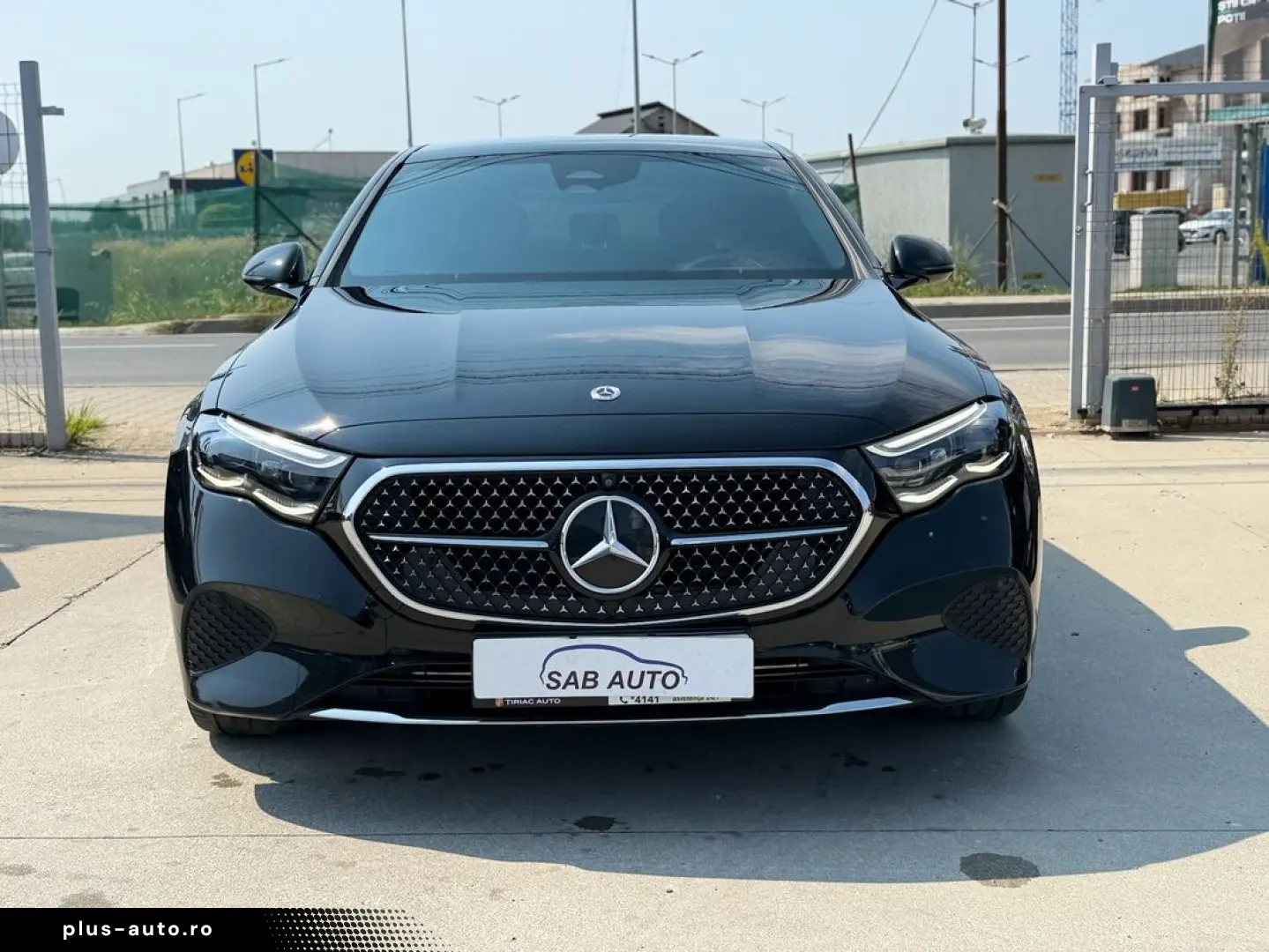 Mercedes-Benz E