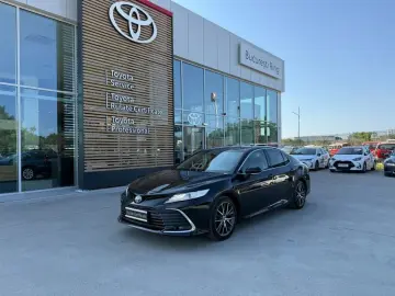 Toyota Camry Dynamic 2.5 Hybrid 218 Cp