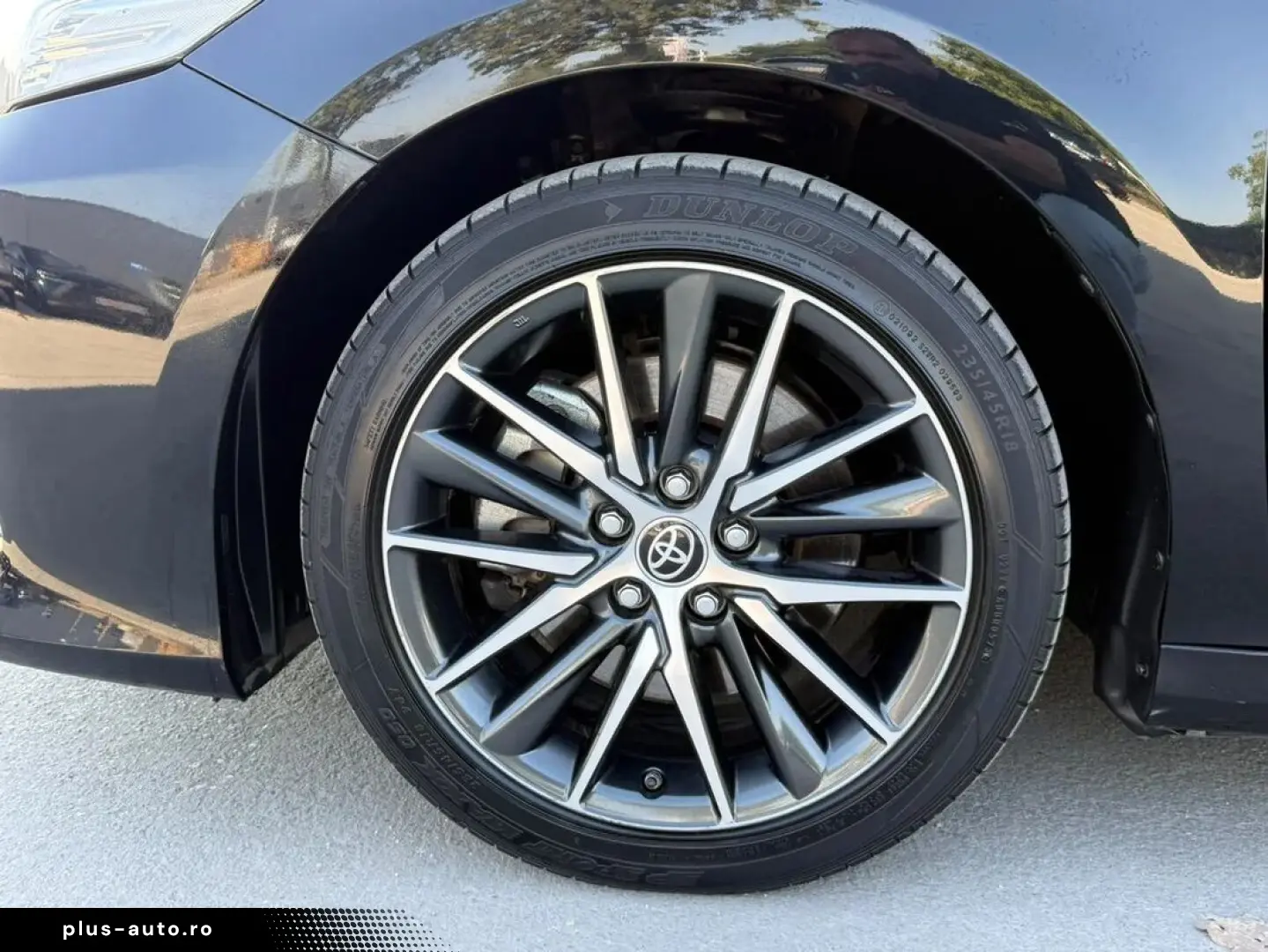 Toyota Camry Dynamic 2.5 Hybrid 218 Cp