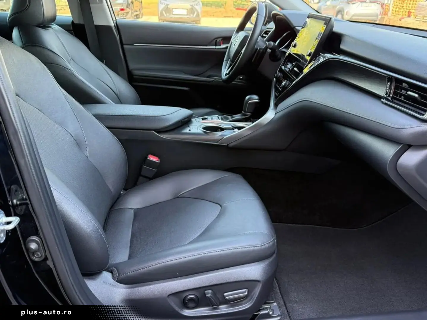 Toyota Camry Dynamic 2.5 Hybrid 218 Cp