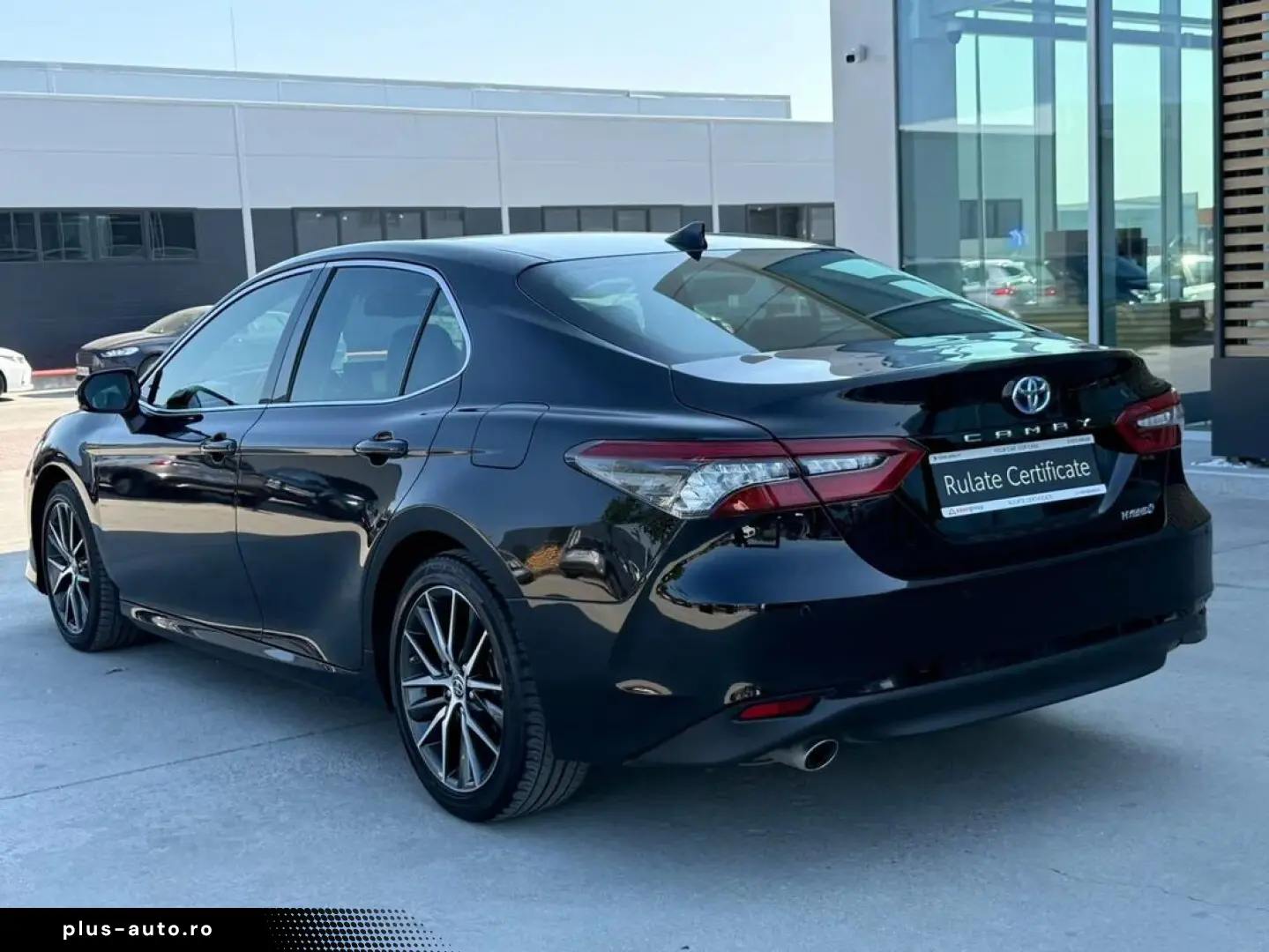 Toyota Camry Dynamic 2.5 Hybrid 218 Cp