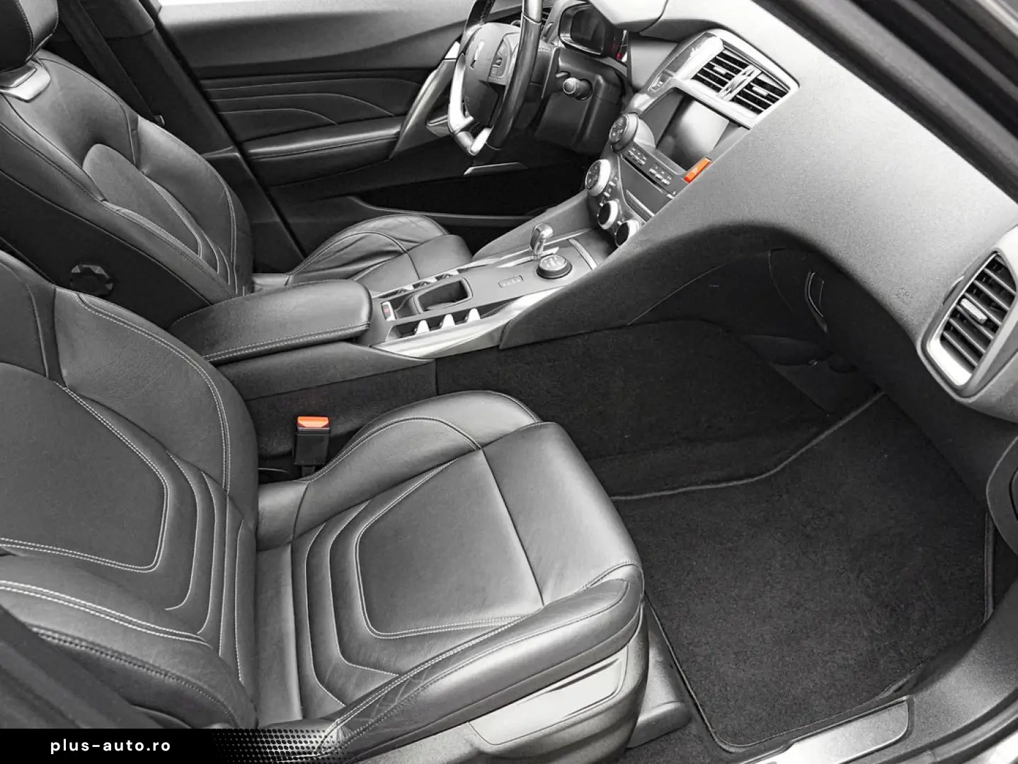 Ds-Automobiles Dsa-Ds5