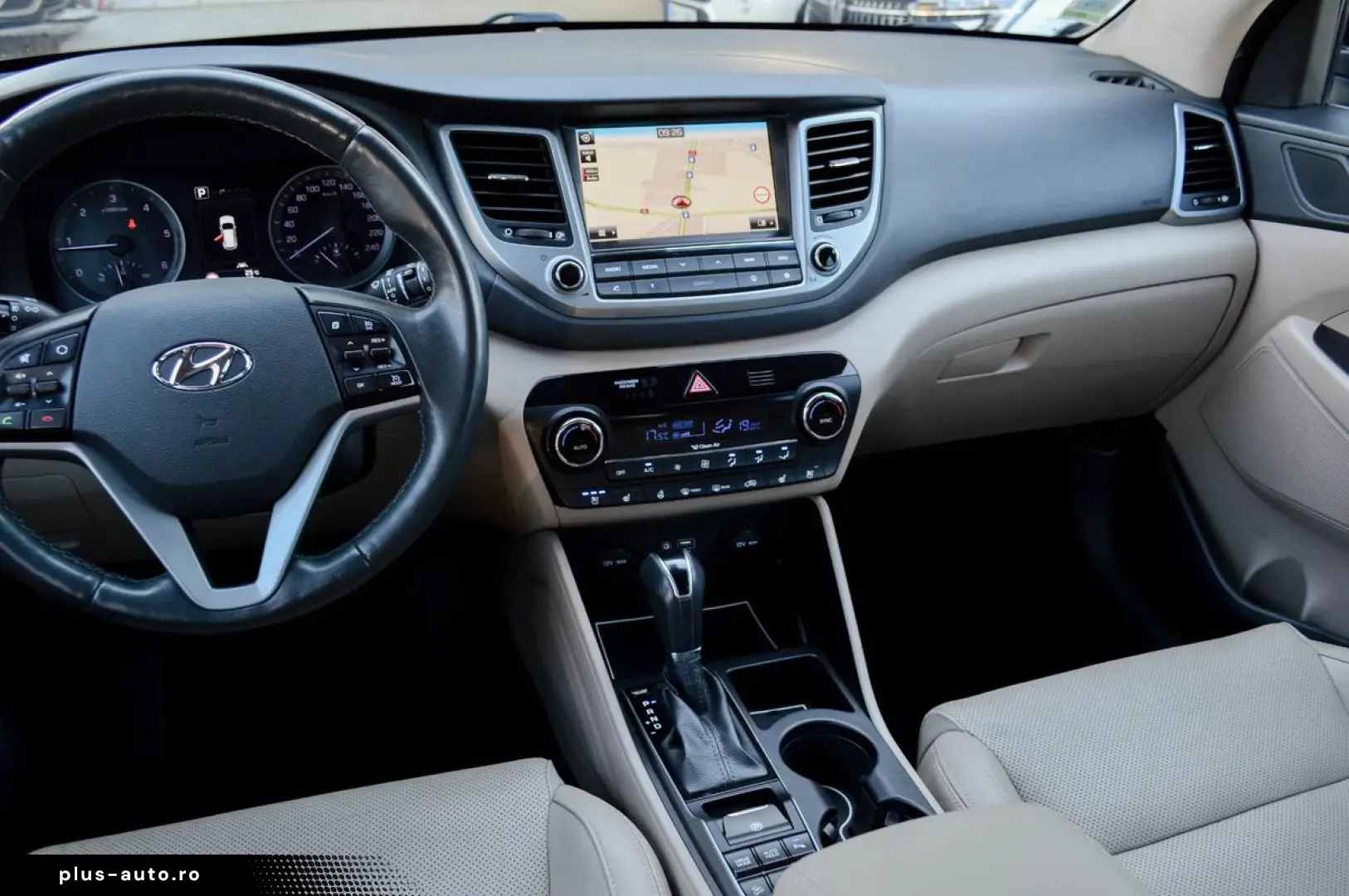 2017 Hyundai Tucson 1.7 CRDi 2WD DCT Premium   RATE FIXE   G