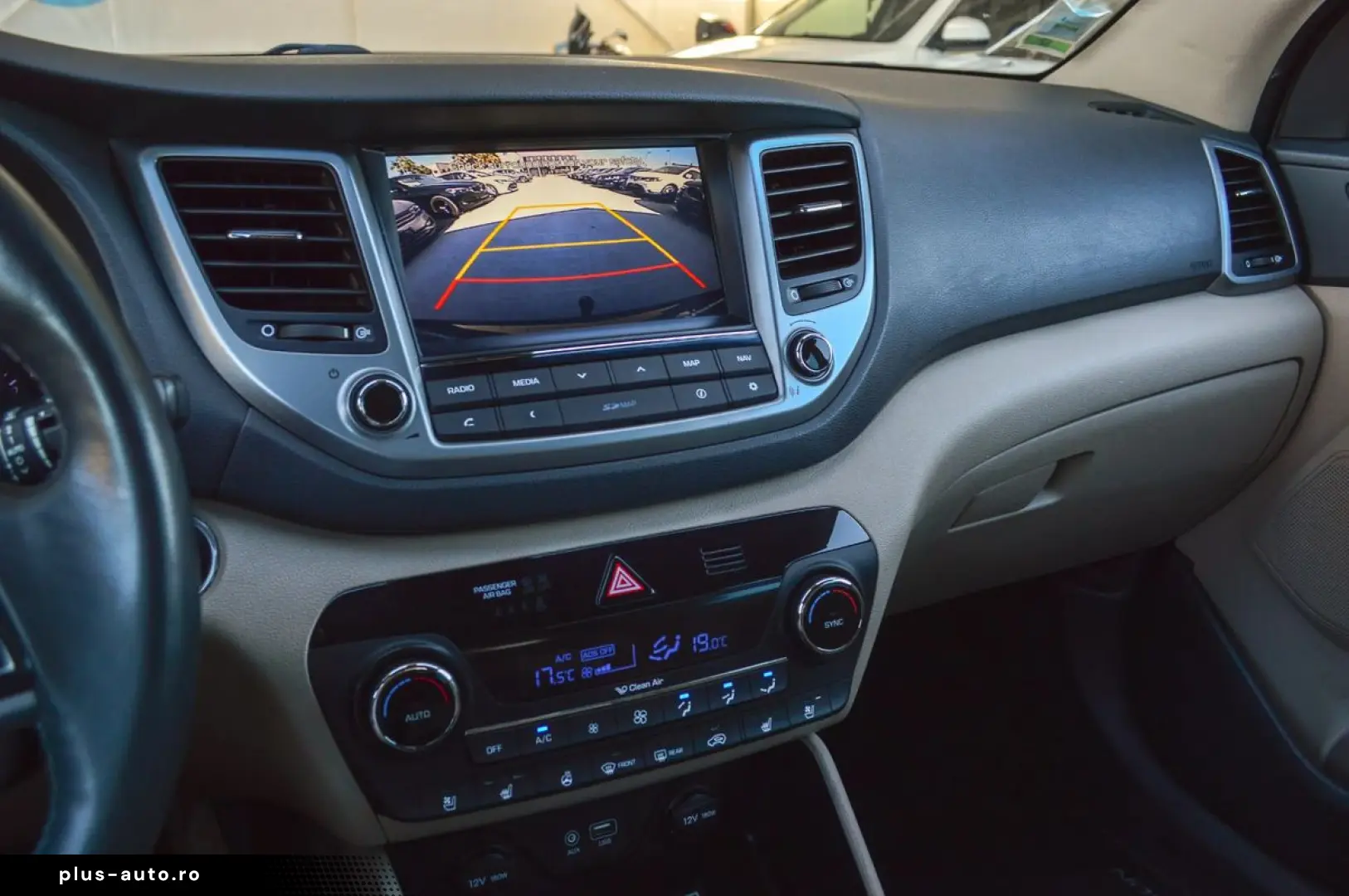 2017 Hyundai Tucson 1.7 CRDi 2WD DCT Premium   RATE FIXE   G