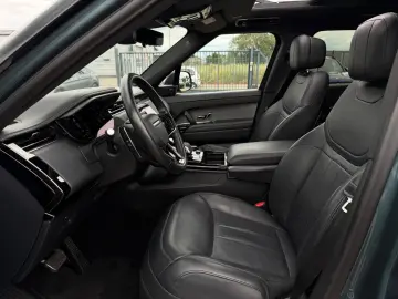 LAND ROVER Range Rover Sport P440e 3.0 Ltr HSE Dynamic Pano