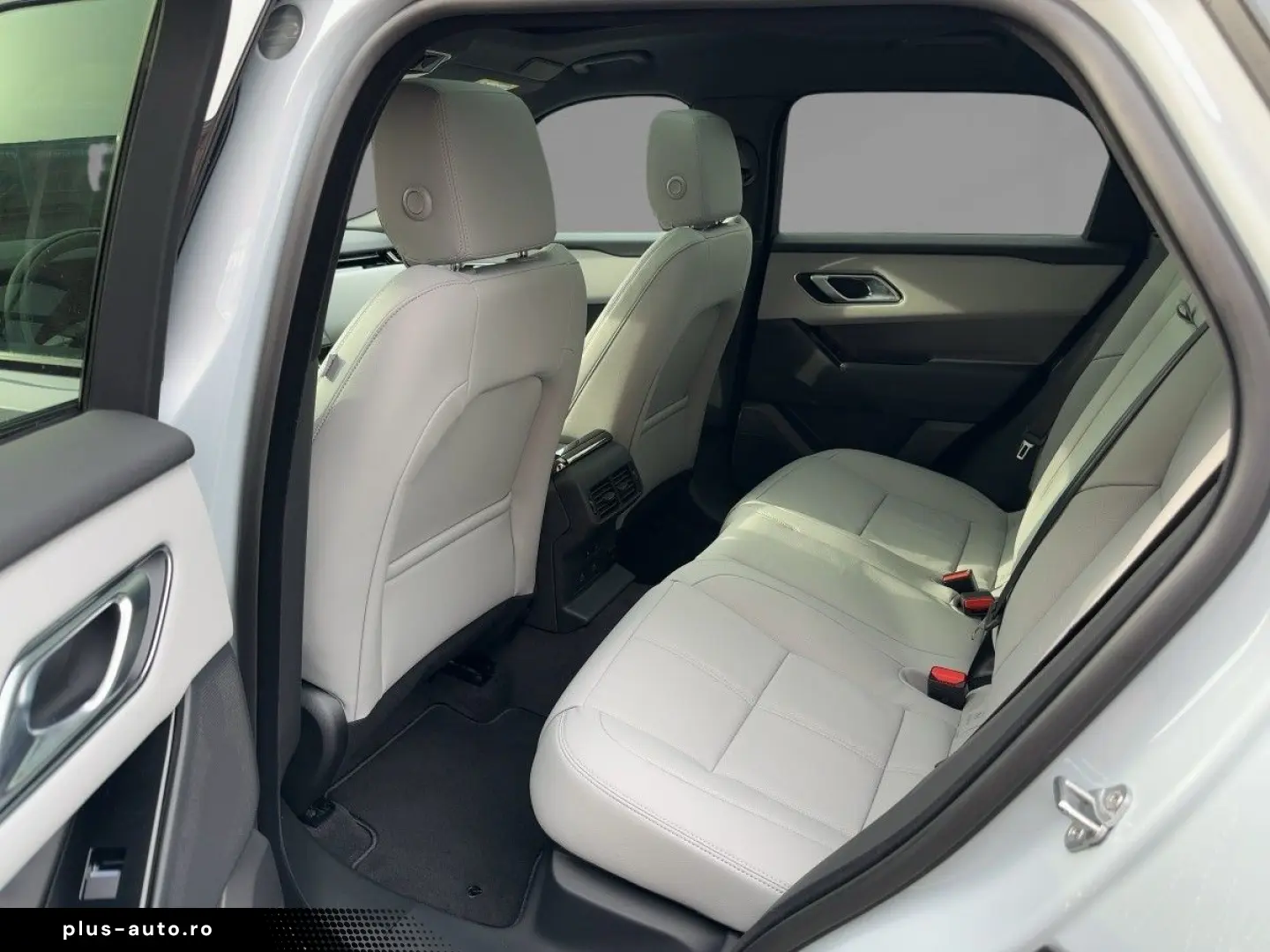 LAND ROVER RANGE ROVER VELAR P250 Dynamic SE Luft HUD 360