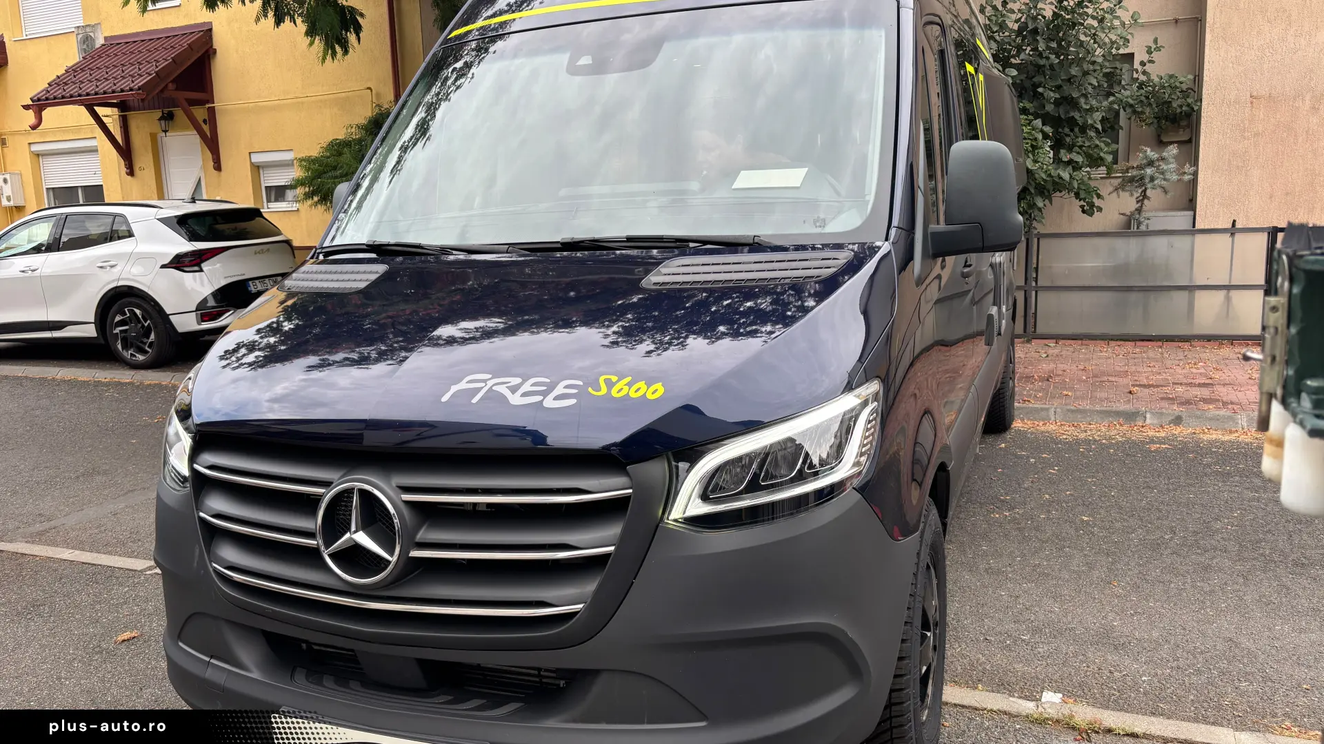 Mercedes-Benz Hymer Camper Van