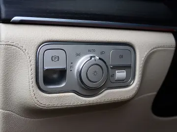 MERCEDES-BENZ GLE 350 de 4M AMG DISTRO PANO KAM360 BURMESTER