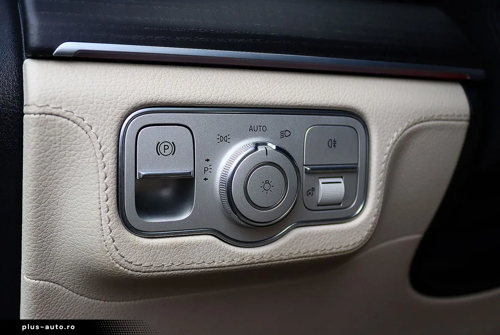 MERCEDES-BENZ GLE 350 de 4M AMG DISTRO PANO KAM360 BURMESTER