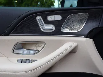 MERCEDES-BENZ GLE 350 de 4M AMG DISTRO PANO KAM360 BURMESTER
