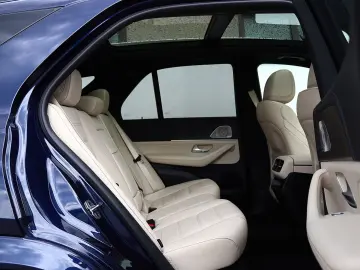 MERCEDES-BENZ GLE 350 de 4M AMG DISTRO PANO KAM360 BURMESTER