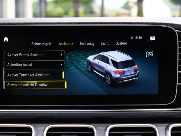 MERCEDES-BENZ GLE 350 de 4M AMG DISTRO PANO KAM360 BURMESTER